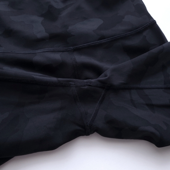 Lululemon Wunder Train High Rise Short 8" - Picture 11 of 13